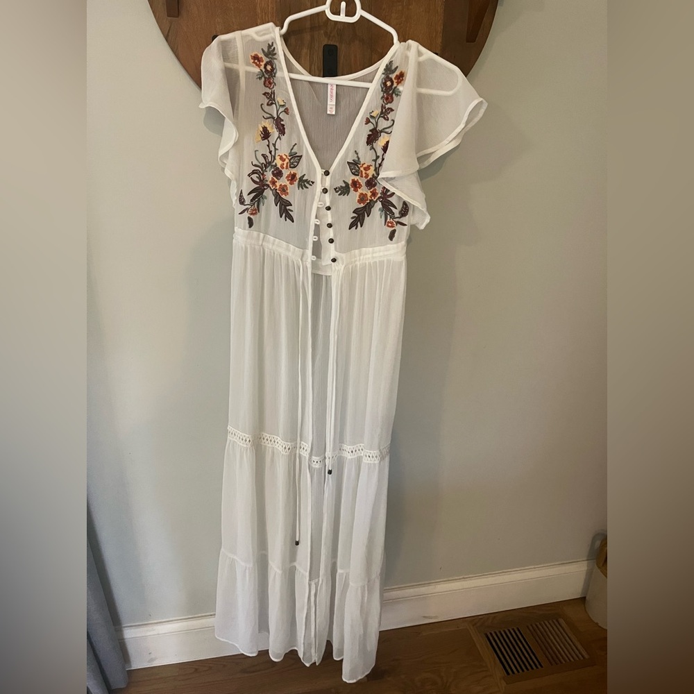 Embroidered White Maxi Boho Duster